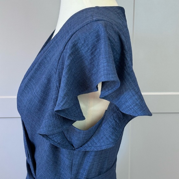 DKNY Womens 8 Midi Dress Blue Pleated V-Neckline Flutter Sleeves Office Party - Picture 9 of 9